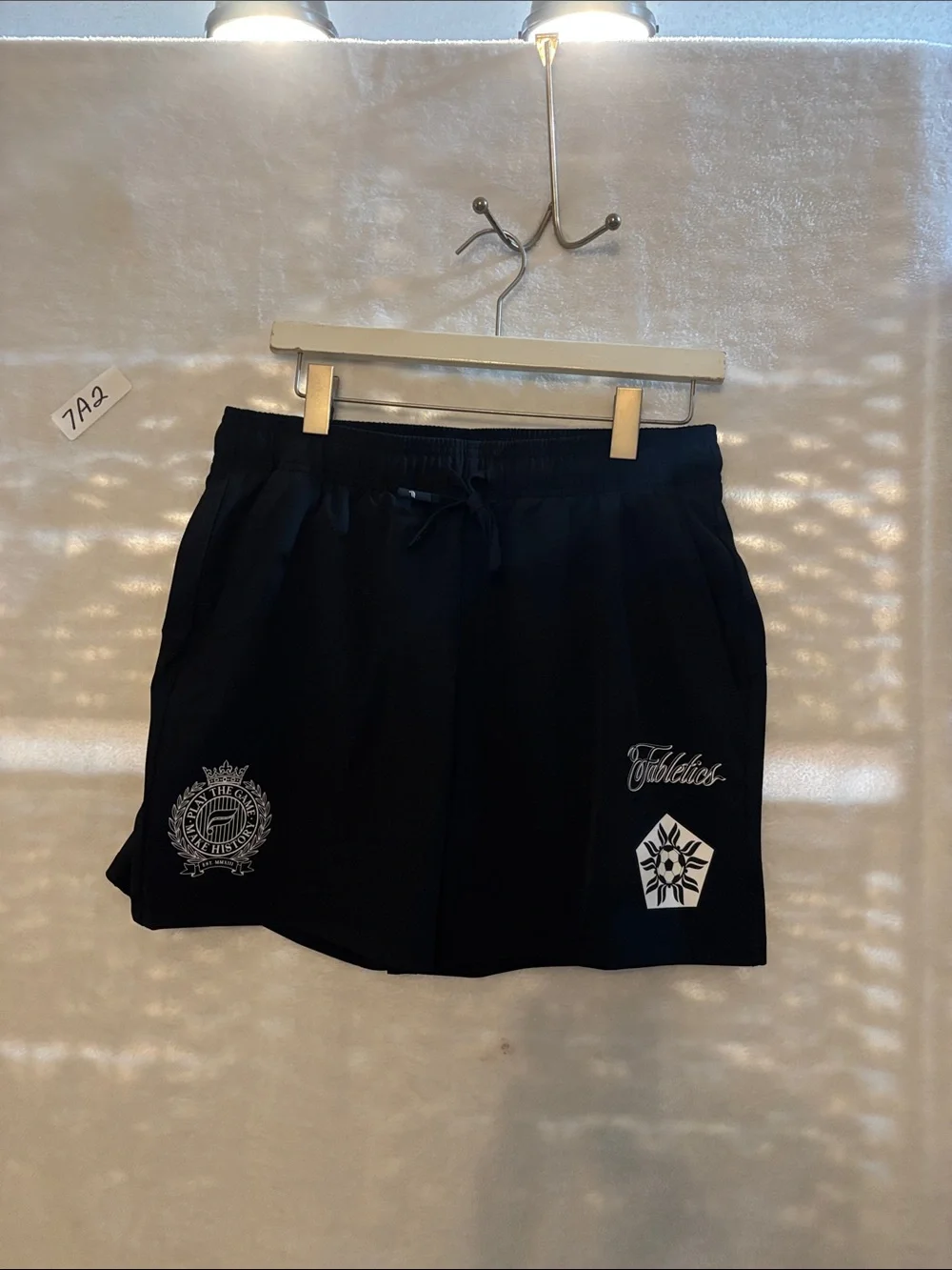 Fabletics medium men’s shorts NWT